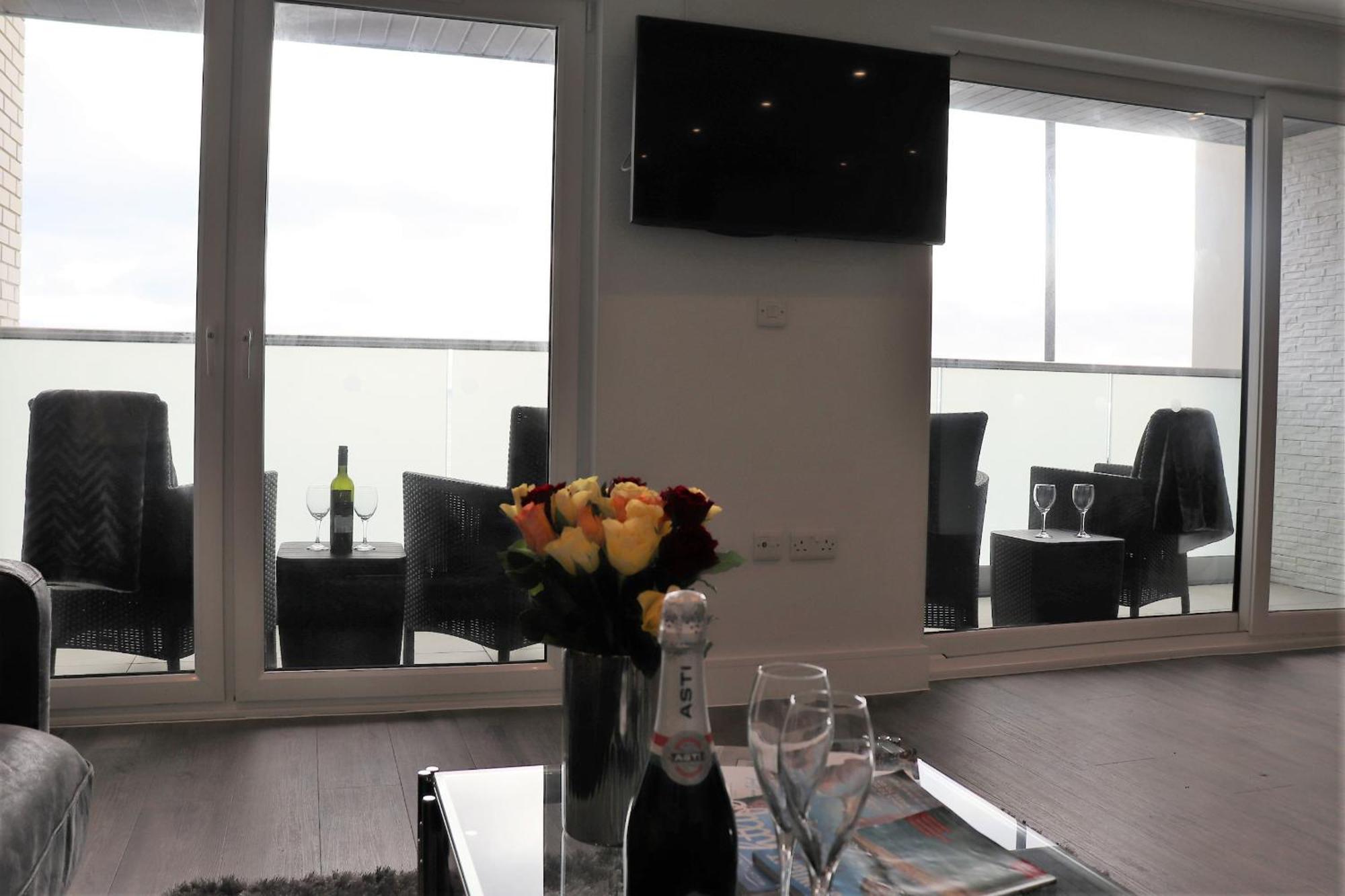 Island Time Apartment แซนดาวน์ ภายนอก รูปภาพ